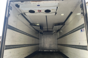 lastwagen_-_t_460_6x2_-_renault_256072.jpg