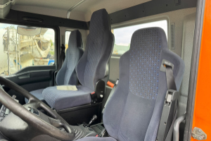 lastwagen_-_tga_28_440_6x4-4_hiab_21t_-_man_306750.jpg