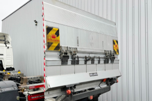 lastwagen_-_tgs_18_470_4x2_ll_ch_-_man_208121.jpg