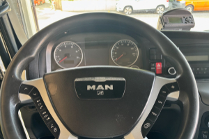 lastwagen_-_tgs_26_400_adr_bdf_-_man_246529.jpg