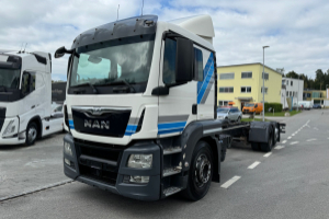 lastwagen_-_tgs_26_440_6x2_chassis_-_man_191124.jpg