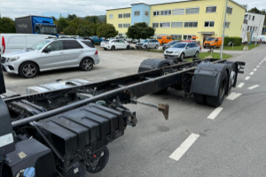 lastwagen_-_tgs_26_440_6x2_chassis_-_man_191132.jpg