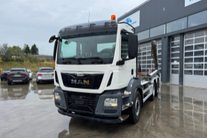 lastwagen_-_tgs_28_440_6x2_ut_gigant_-_man_247739.jpg