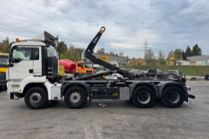 lastwagen_-_tgs_35_480_8x4_hiab_26t_-_man_307003.jpg