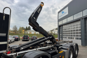 lastwagen_-_tgs_35_480_8x4_hiab_26t_-_man_307004.jpg