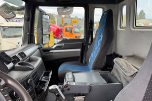 lastwagen_-_tgs_35_480_8x4_hiab_26t_-_man_307008.jpg