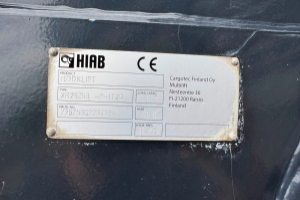 lastwagen_-_tgs_35_480_8x4_hiab_26t_ahk_-_man_303432.jpg