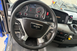 lastwagen_-_tgs_35_480_8x4_sws_3-seitenkipper_-_man_291480.jpg