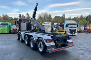 lastwagen_-_tgs_35_500_10x4_troesch_-_man_305529.jpg