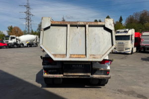 lastwagen_-_tgs_35_540_10x4__-_man_301975.jpg