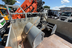 lastwagen_-_tgs_37_440_8x4_terex_620_6_kipper__-_man_297808.jpg