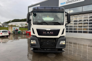 lastwagen_-_tgs_44_480_10x4_liebherr_10m3__-_man_251620.jpg