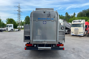 lastwagen_-_trakker_190t36_4x4_milchtank_-_iveco_291384.jpg