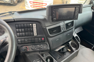 lastwagen_-_trakker_190t36_4x4_milchtank_-_iveco_291391.jpg