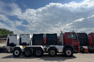 lastwagen_-_trakker_34t45_10x4_chassis__-_iveco_293592.jpg