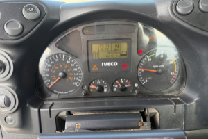 lastwagen_-_trakker_34t45_10x4_chassis__-_iveco_293601.jpg