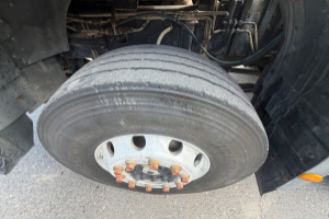 lastwagen_-_trakker_34t45_10x4_chassis__-_iveco_293608.jpg