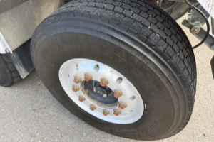 lastwagen_-_trakker_34t45_10x4_chassis__-_iveco_293609.jpg