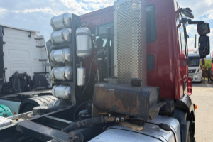 lastwagen_-_trakker_34t45_10x4_chassis__-_iveco_293612.jpg