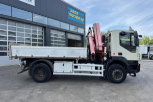 lastwagen_-_trakker_410_4x2_fassi_175-3_-_iveco_286209.jpg