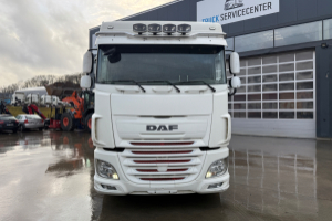 lastwagen_-_xf510_6x2_koffer_-_daf_274802.jpg