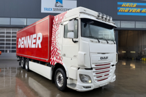 lastwagen_-_xf510_6x2_koffer_-_daf_274803.jpg