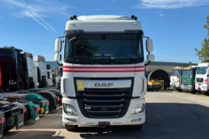 lastwagen_-_xf_460_4x2_hebebuehne_-_daf_306844.jpg