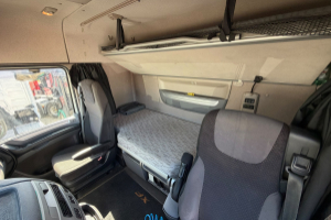 lastwagen_-_xf_460_4x2_hebebuehne_-_daf_306855.jpg