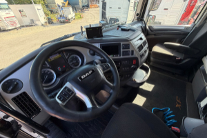 lastwagen_-_xf_460_4x2_hebebuehne_-_daf_306856.jpg