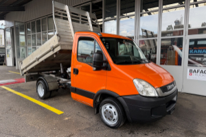 lieferwagen_und_transporter_-_35c17_daily_-_iveco_288376.jpg