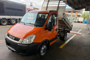 lieferwagen_und_transporter_-_35c17_daily_-_iveco_288390.jpg