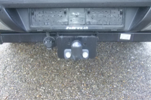 lieferwagen_und_transporter_-_alaskan_twin-turbo_2_3_dci190_4x4___ice-edition__euro_6_-_renault_176845.jpg