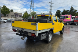 lieferwagen_und_transporter_-_atf_s86_2_5diesel_4x4__-_isuzu_251488.jpg