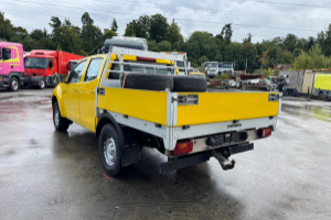 lieferwagen_und_transporter_-_atf_s86_2_5diesel_4x4__-_isuzu_251490.jpg