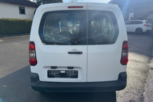 lieferwagen_und_transporter_-_berlingo_1_6hdi_komfort_-_citroen_208827.jpg
