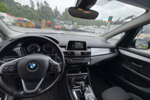 lieferwagen_und_transporter_-_bmw_218d_xdrive_-_others_240149.jpg