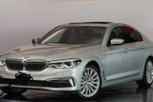 lieferwagen_und_transporter_-_bmw_530e_xdrive_steptronic_-_others_293734.jpg