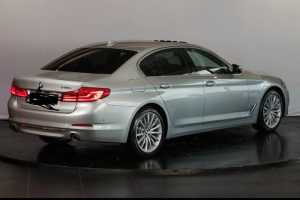 lieferwagen_und_transporter_-_bmw_530e_xdrive_steptronic_-_others_293738.jpg
