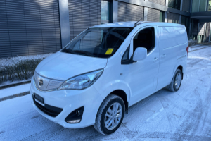 lieferwagen_und_transporter_-_byd_etp_3_standard_45kwh_kasten__2_schiebetueren_und_riffelblechboden_-_others_211411.jpg