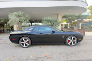 lieferwagen_und_transporter_-_challenger_srt_6_5_raritaet__-_dodge_307978.jpg