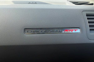 lieferwagen_und_transporter_-_challenger_srt_6_5_raritaet__-_dodge_307994.jpg