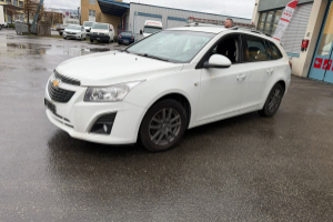 lieferwagen_und_transporter_-_chevrolet_cruze_station_wagon_1_7_vcdi_lt_-_chevrolet_293002.jpg