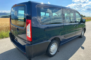 lieferwagen_und_transporter_-_citroen_jumpy_2_0_hdi_l2h1_exclusive_-_citroen_300346.jpg