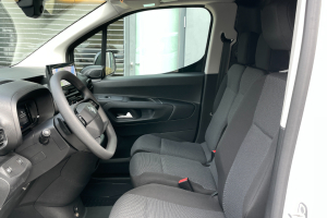 lieferwagen_und_transporter_-_combo-e_50_kwh_cargo_-_opel_246645.jpg
