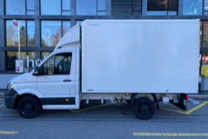lieferwagen_und_transporter_-_crafter_35_2_0_tdi_l3_koffer_mit_rueckfahrkamera_-_vw_280826.jpg