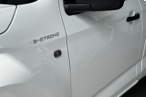lieferwagen_und_transporter_-_d-max_2_2_single_b-strong_mt_-_isuzu_302132.jpg