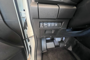 lieferwagen_und_transporter_-_d-max_n60_b_single_automat_-_isuzu_245323.jpg