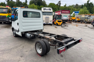 lieferwagen_und_transporter_-_daily_35c12__-_iveco_295350.jpg