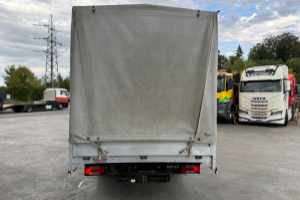 lieferwagen_und_transporter_-_daily_35c15__-_iveco_298073.jpg
