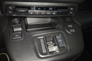 lieferwagen_und_transporter_-_e-doblo_kaw__l1_50_kwh_easy_pro_-_fiat_256836.jpg